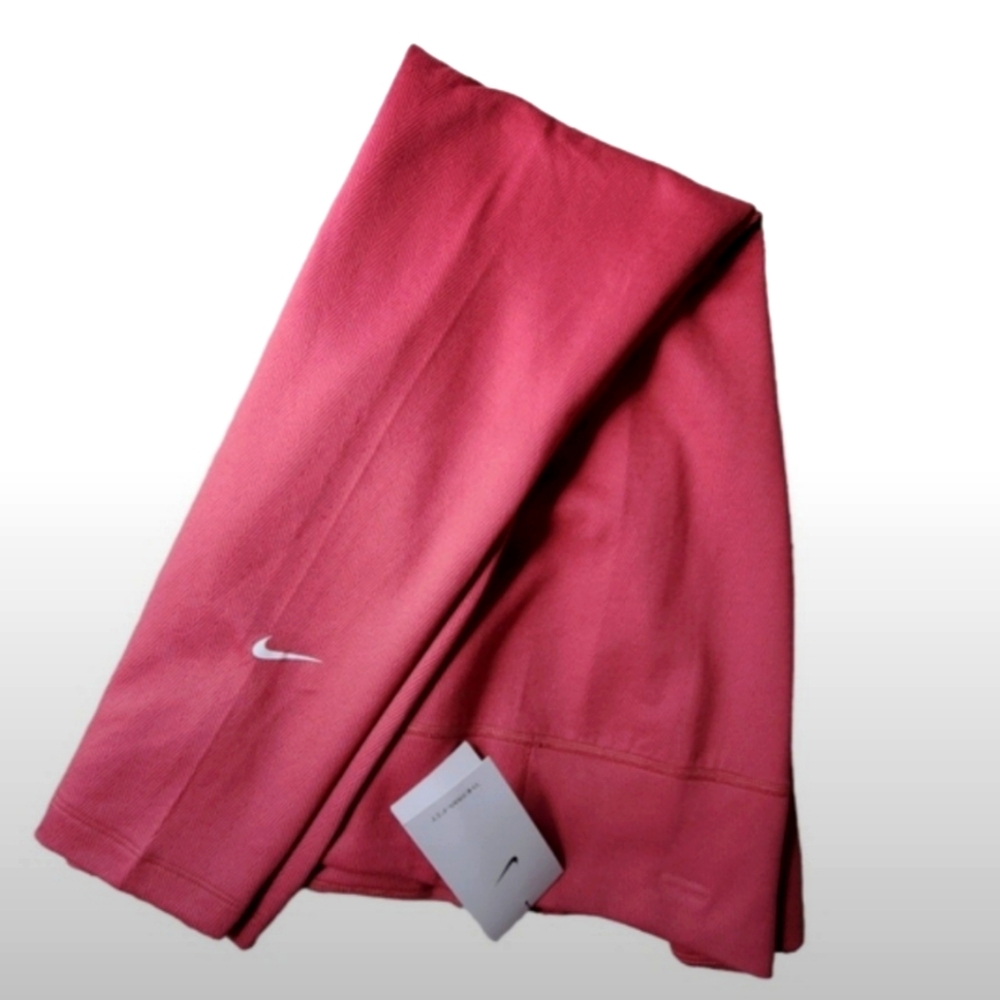 Nike One Tight Fit Legging Pink